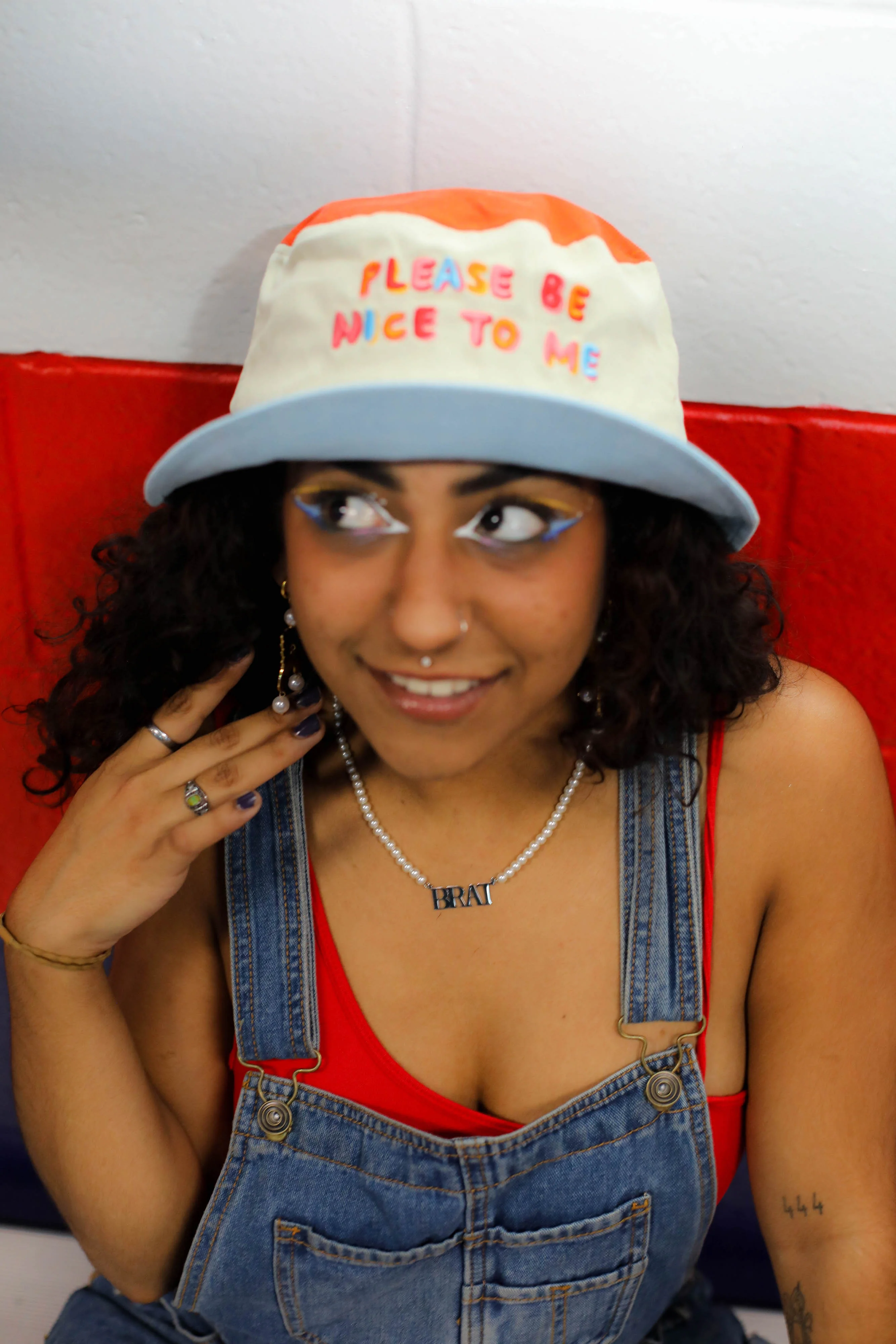 Brat Pearl Necklace - Image 4