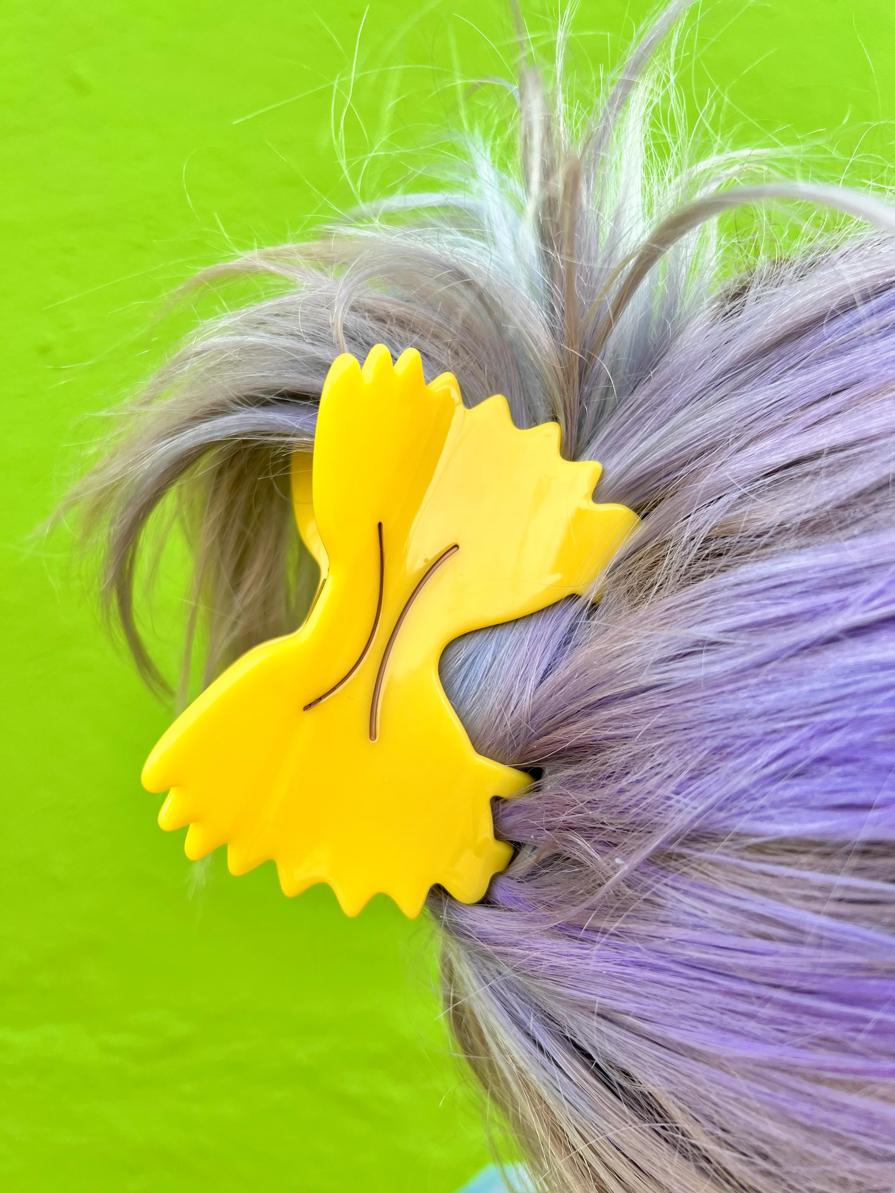 Farfalle Pasta Hair Claw - Image 3