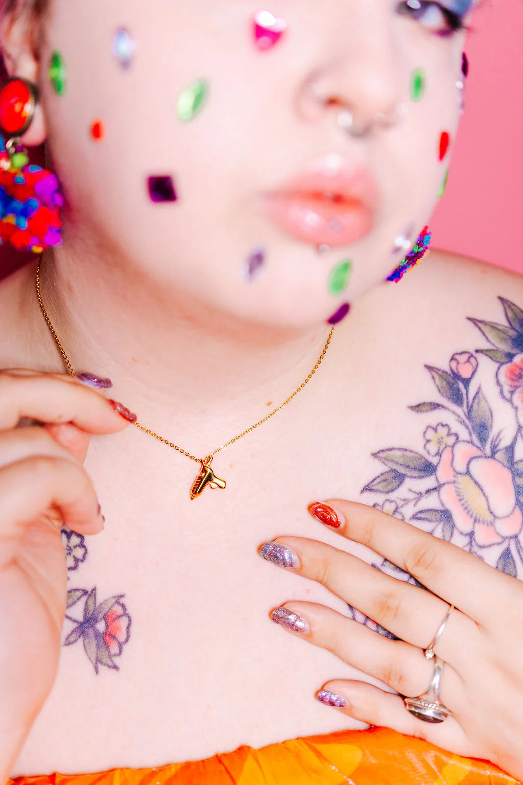 Hot Glue Gun Necklace - Image 4