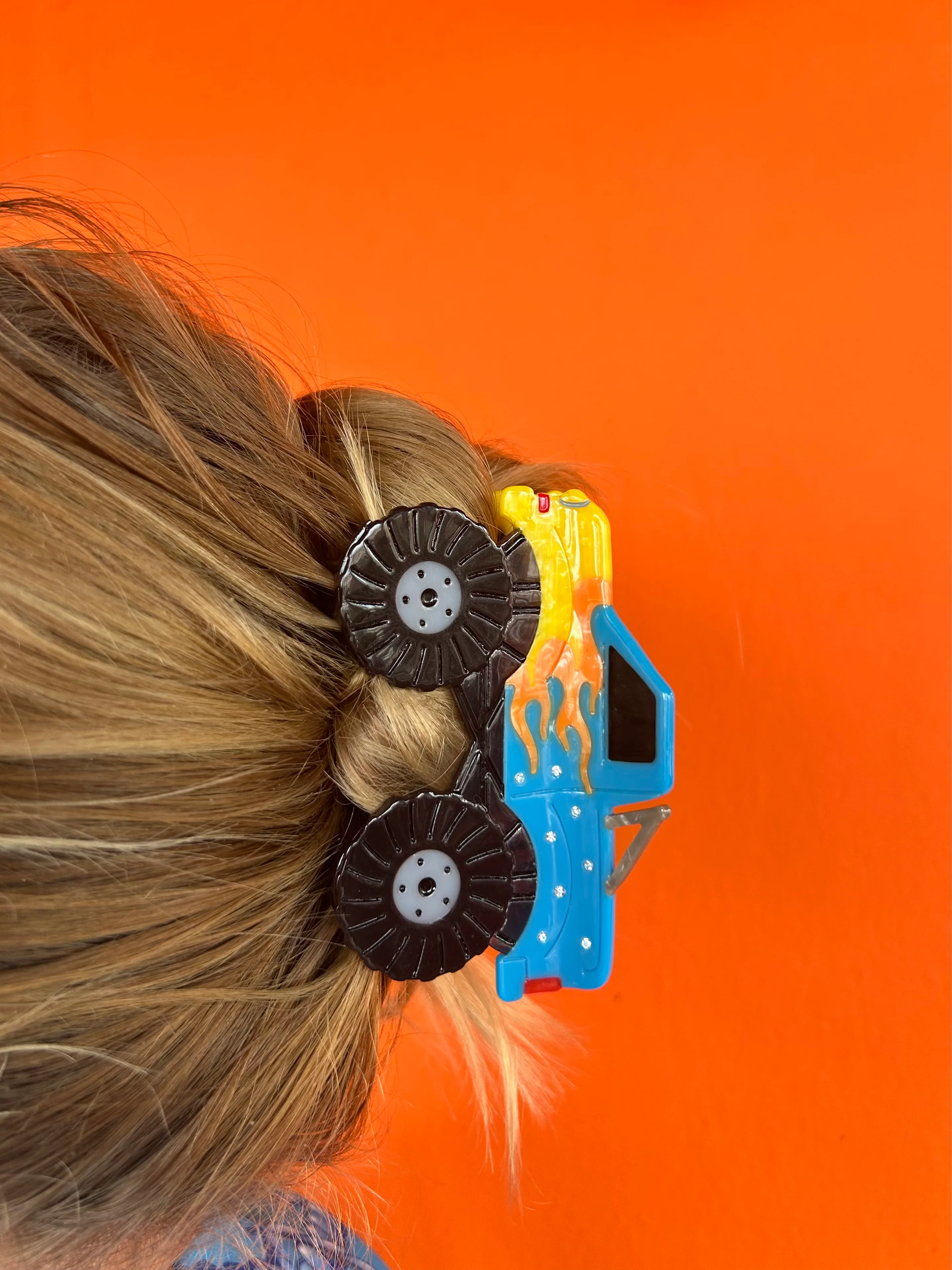 Babe Digger Monster Truck Hair Claw - Image 7