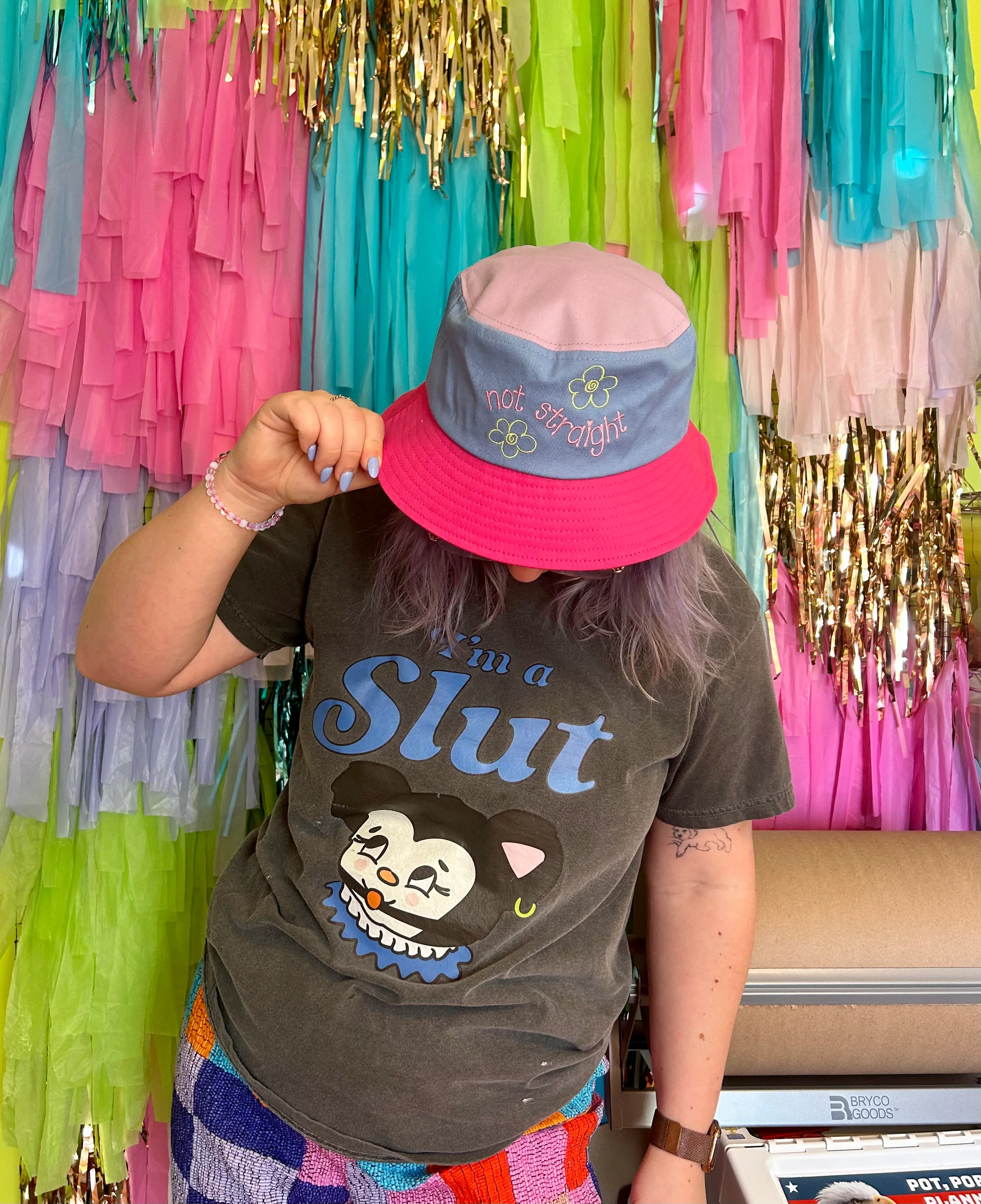 Not Straight Color Block Bucket Hat - Image 5