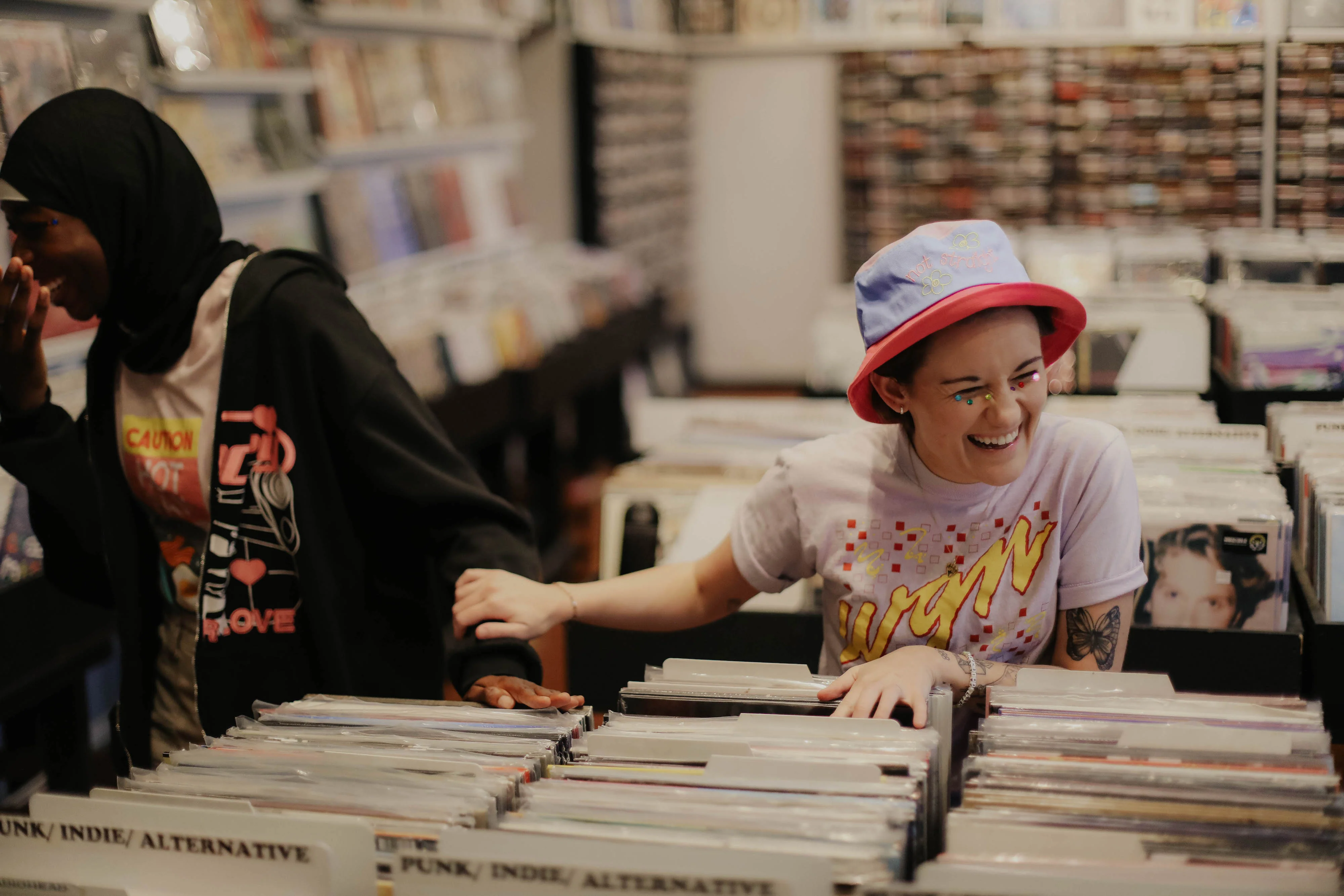 Not Straight Color Block Bucket Hat - Image 6