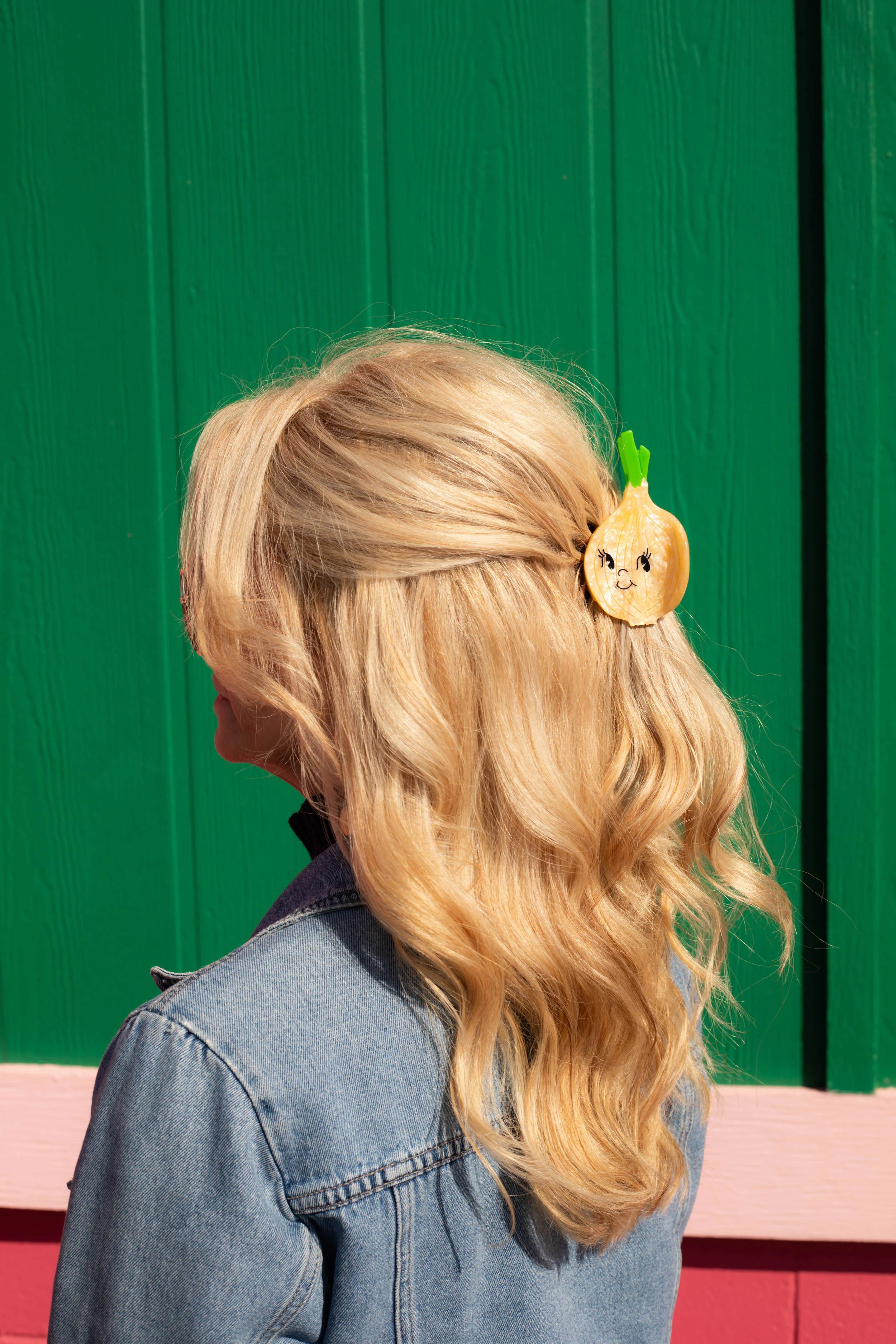 Sweet Onion Hair Claw - Image 3