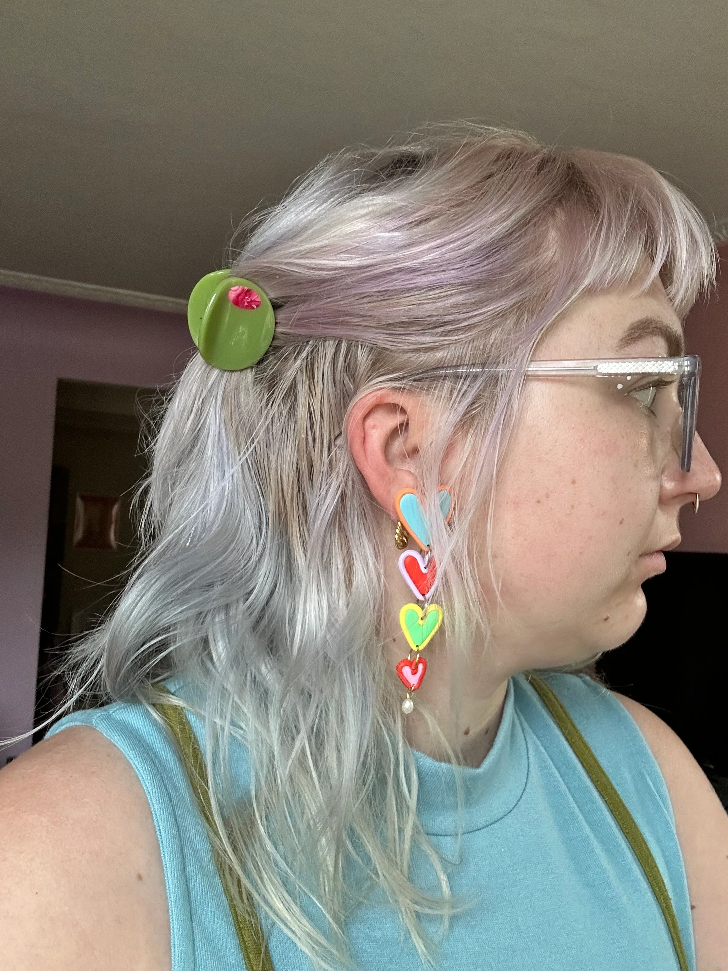 Stuffed Olive Mini Hair Claw - Image 4