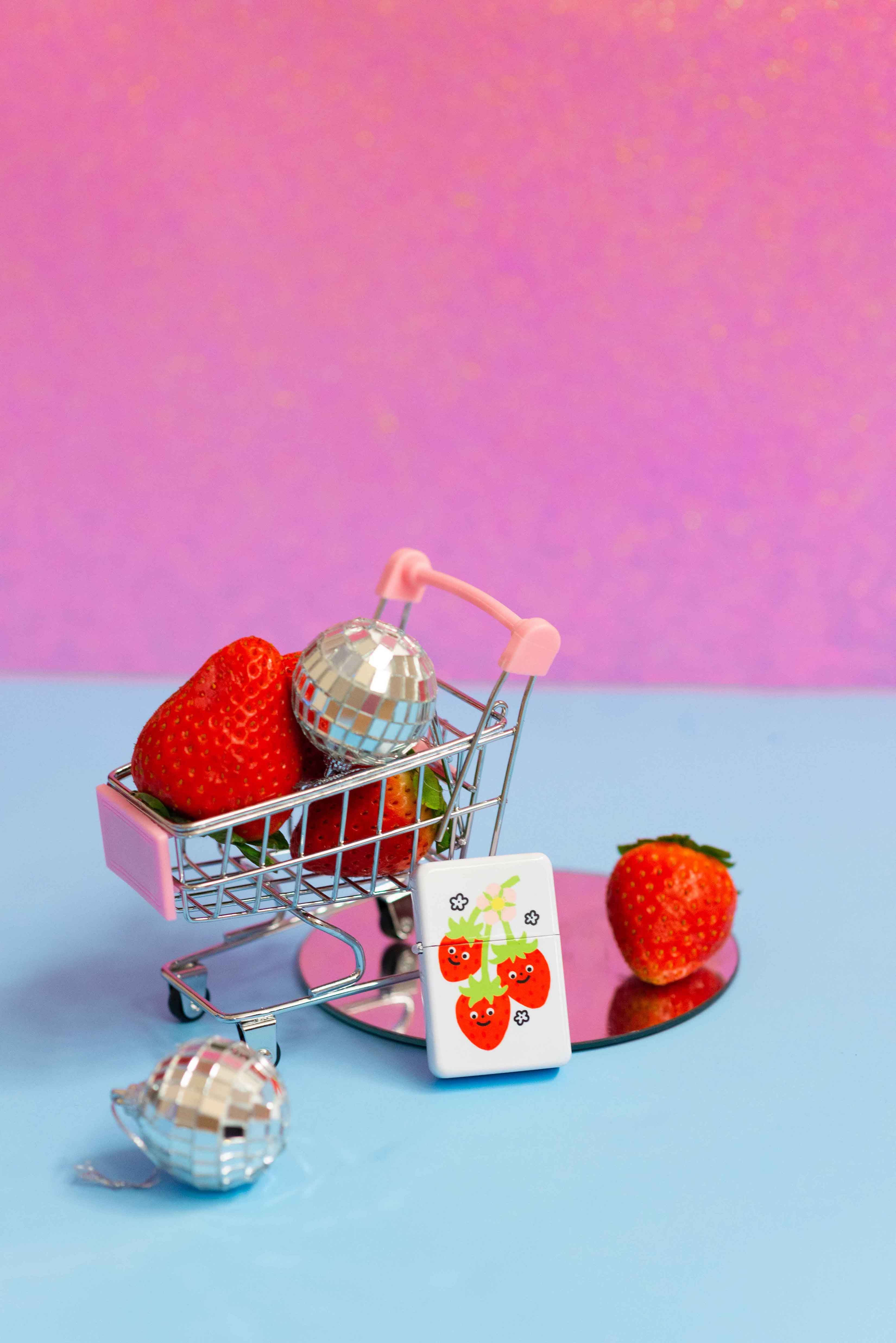 Sweet Strawberry Lighter - Image 5