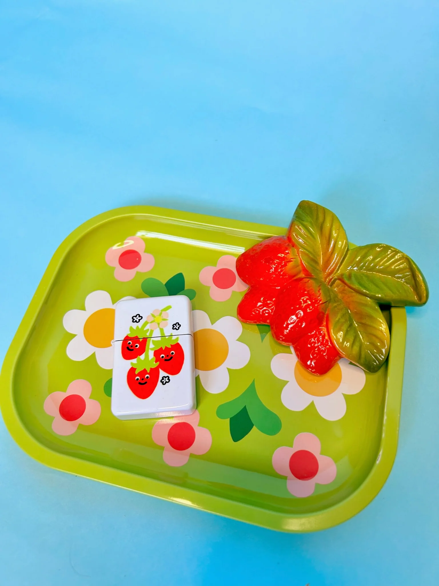 Sweet Strawberry Lighter - Image 6